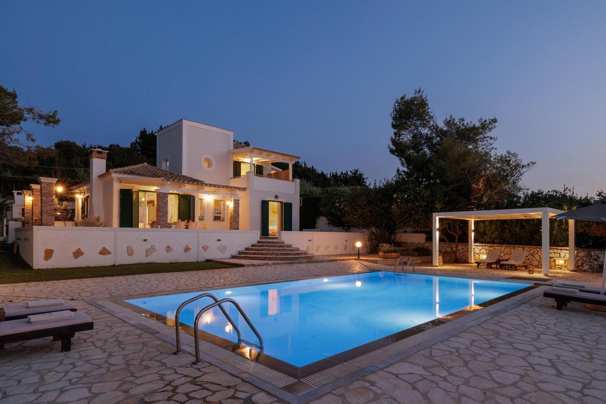 Beachfront Villa Dionysos - With Private Beach Sidari  Exterior photo